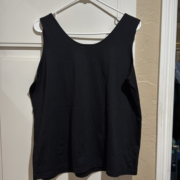 Chico’s Womens size 3 (similar to 1x)black tank, worn 1x - Picture 4 of 4
